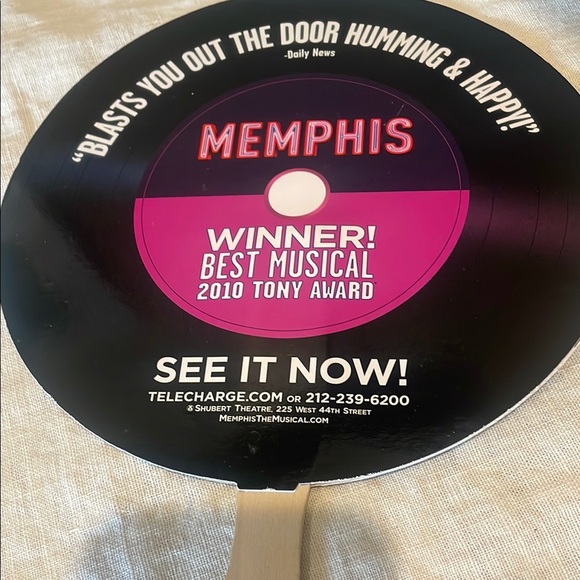 Memphis the Musical Hand Fan 2010 souvenir - Picture 2 of 2